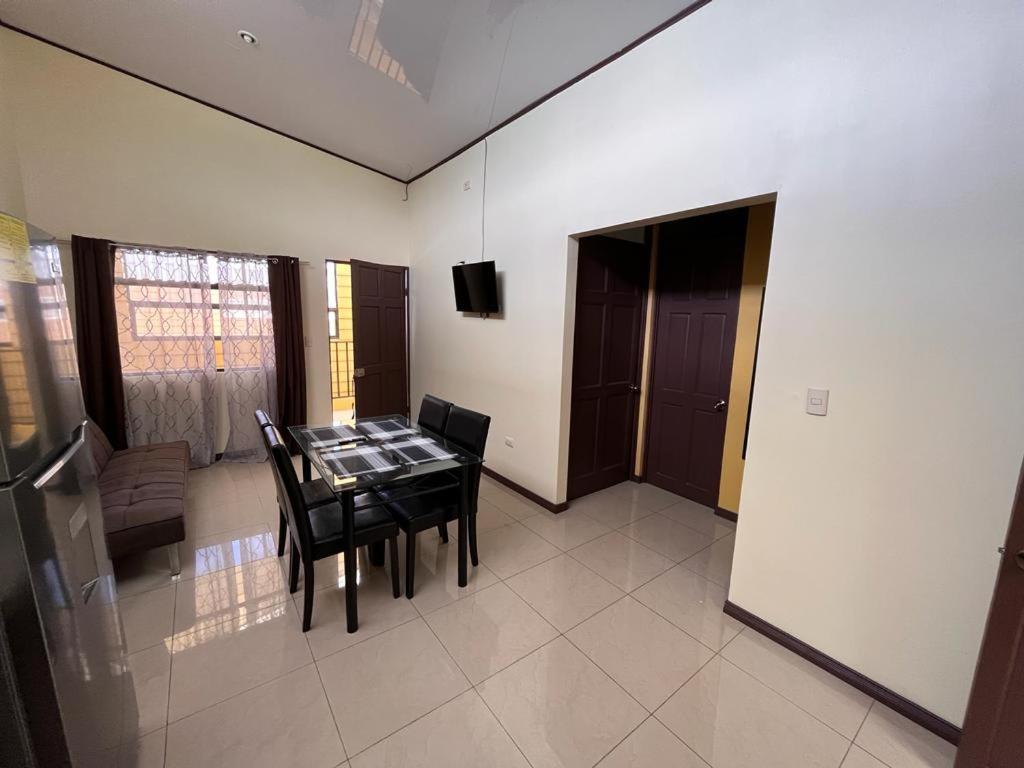 Apartamentos Guzman El Tejar Екстер'єр фото